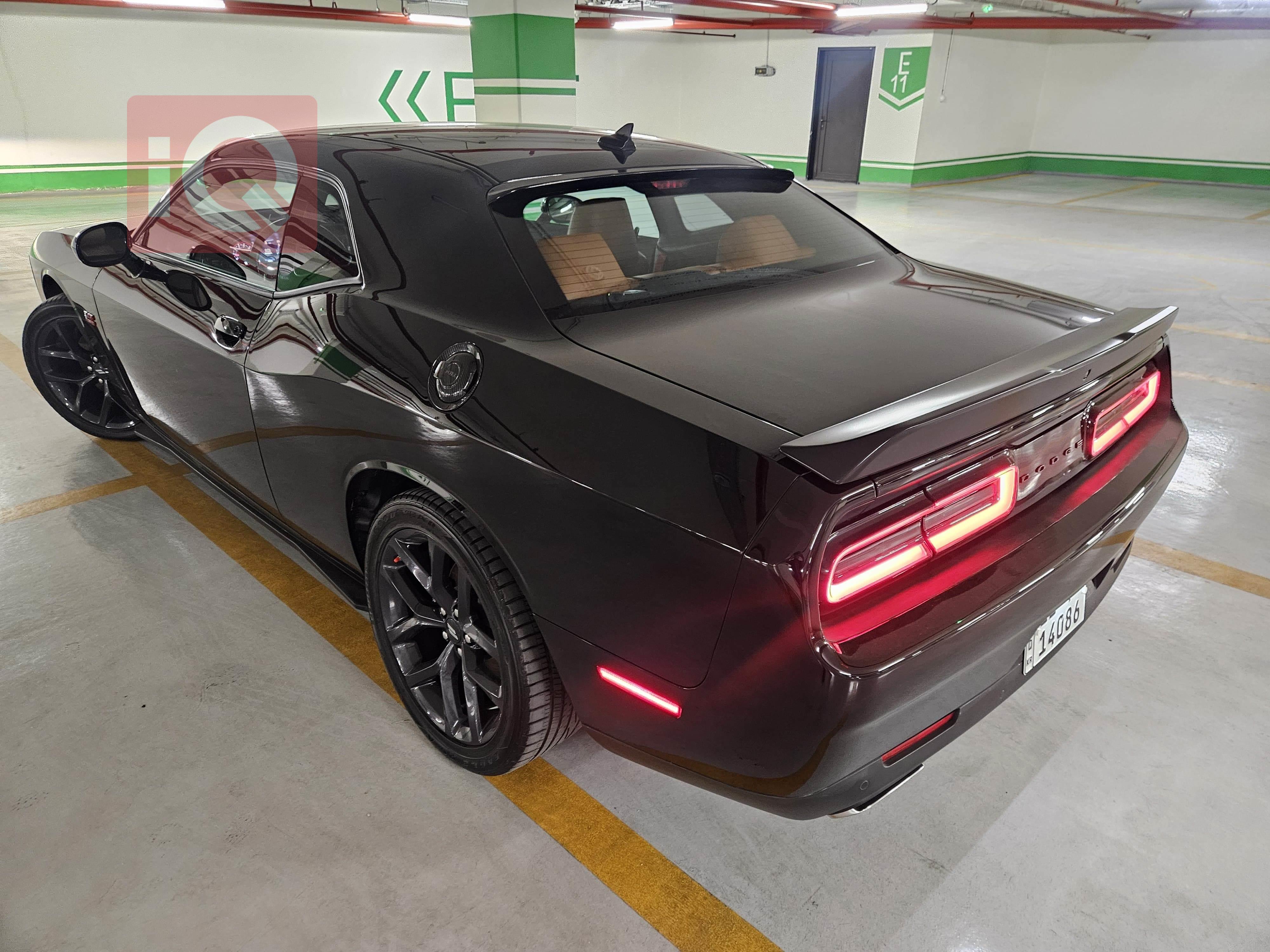 Dodge Challenger